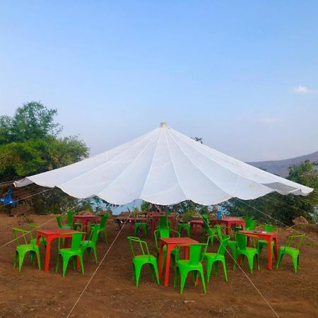 Liat Farm Tent Camping In Nashik Hotel Buitenkant foto