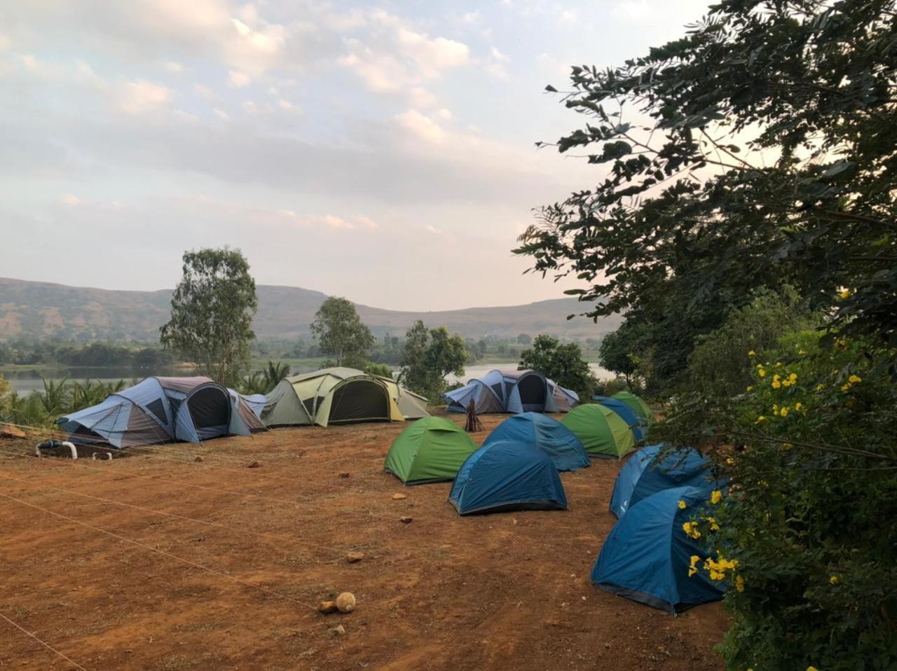 Liat Farm Tent Camping In Nashik Hotel Buitenkant foto